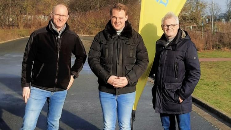 Arne Wotrubez (FDP Neustadt am Rübenberge), Jelger Tosch (Landtagskandidat), Daniel Farnung (Vorsitzender FDP Wunstorf)
